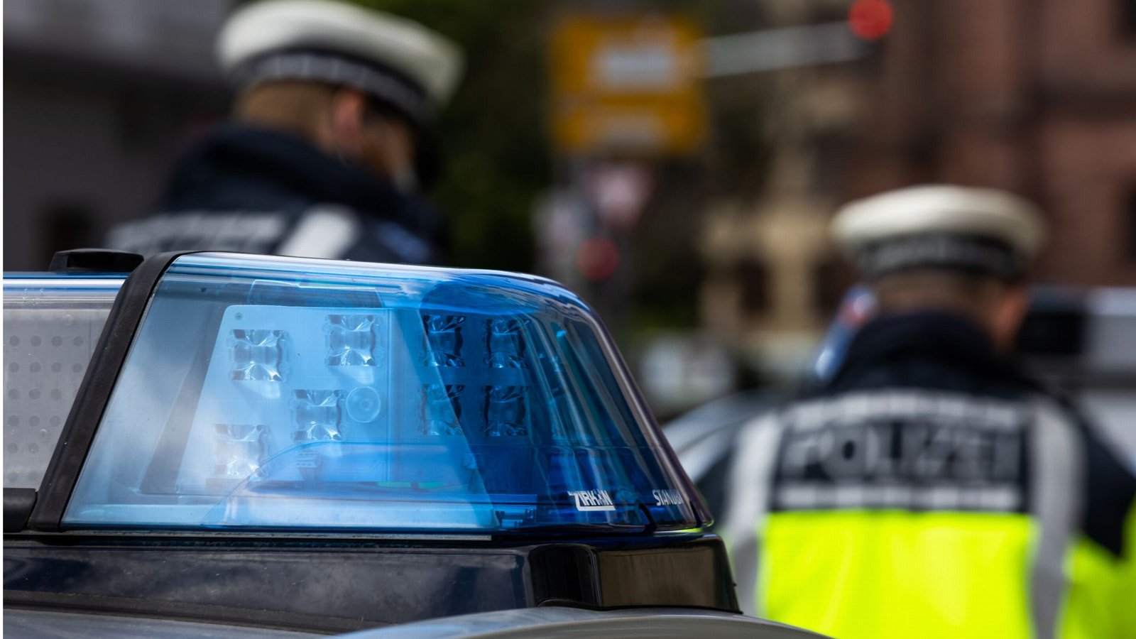 Die Polizei geht gegen Extremisten in den eigenen Reihen vor.Foto: dpa/Philipp von Ditfurth