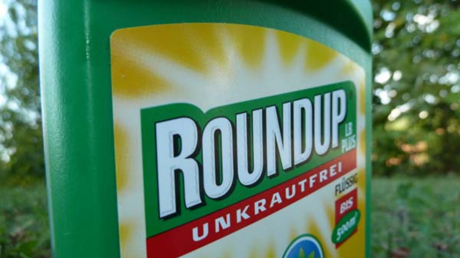 Glyphosathaltige Unkrautvernichter bekommen Gegenwind. Foto: Rücker