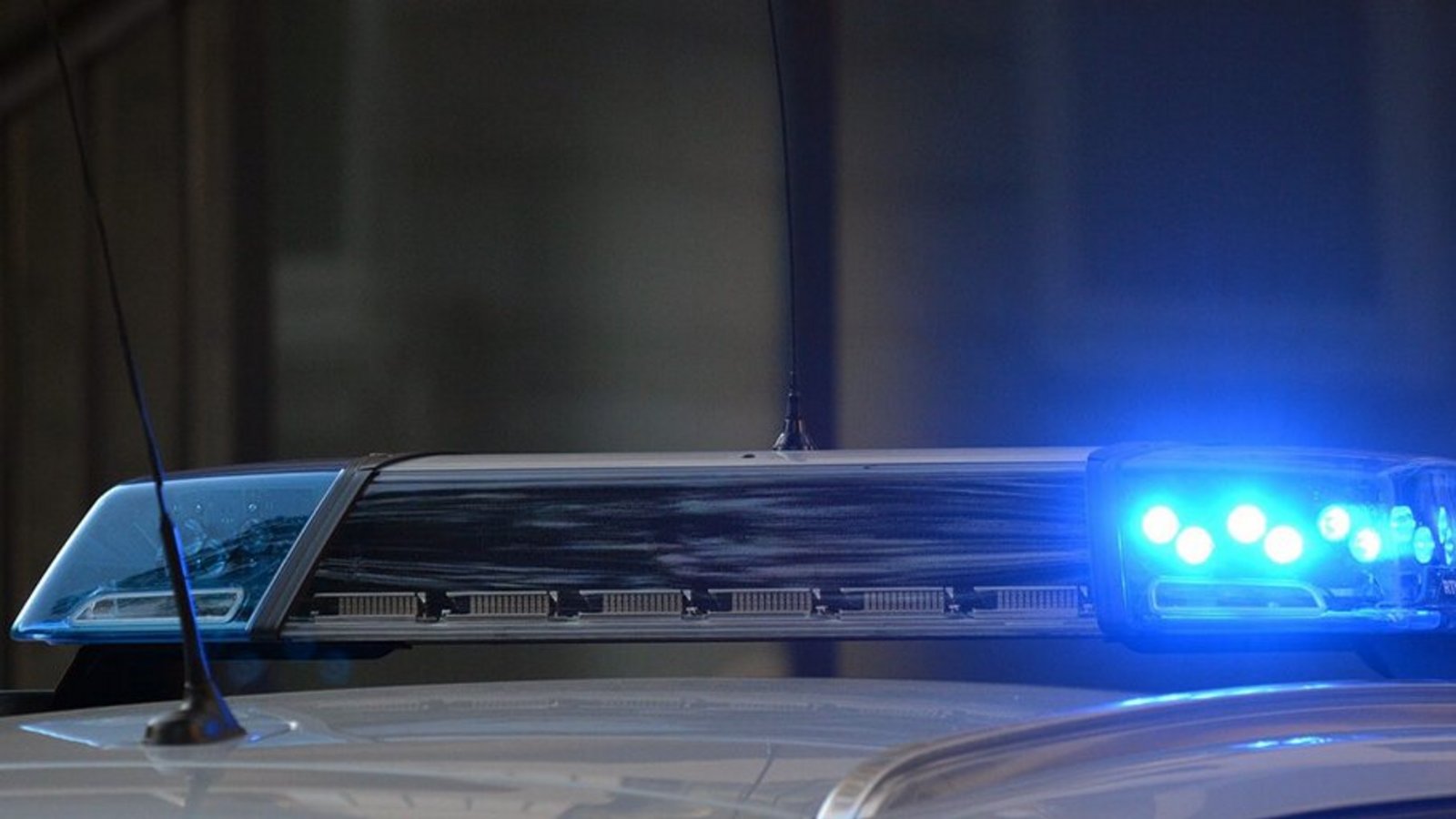Der Unfall in der Hauffstraße hat sich laut Polizei am Donnerstagabend ereignet. Symbolbild: VKZ