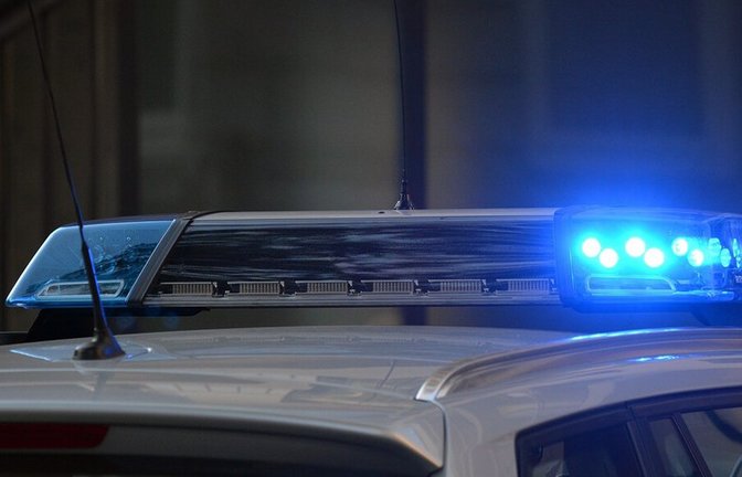 Der Unfall in der Hauffstraße hat sich laut Polizei am Donnerstagabend ereignet. Symbolbild: VKZ