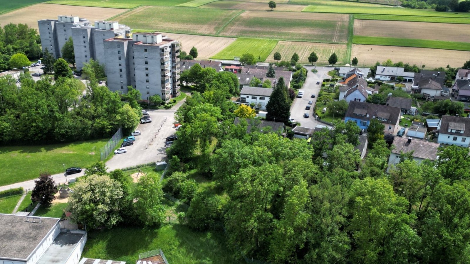 Für den neuen sechsgruppigen Kindergarten Goethestraße am Sportplatz Eichwald wird voraussichtlich 2026 der Spatenstich erfolgen. Foto: Küppers Für den neuen sechsgruppigen Kindergarten Goethestraße am Sportplatz Eichwald wird voraussichtlich 2026 der Spatenstich erfolgen. Foto: Küppers