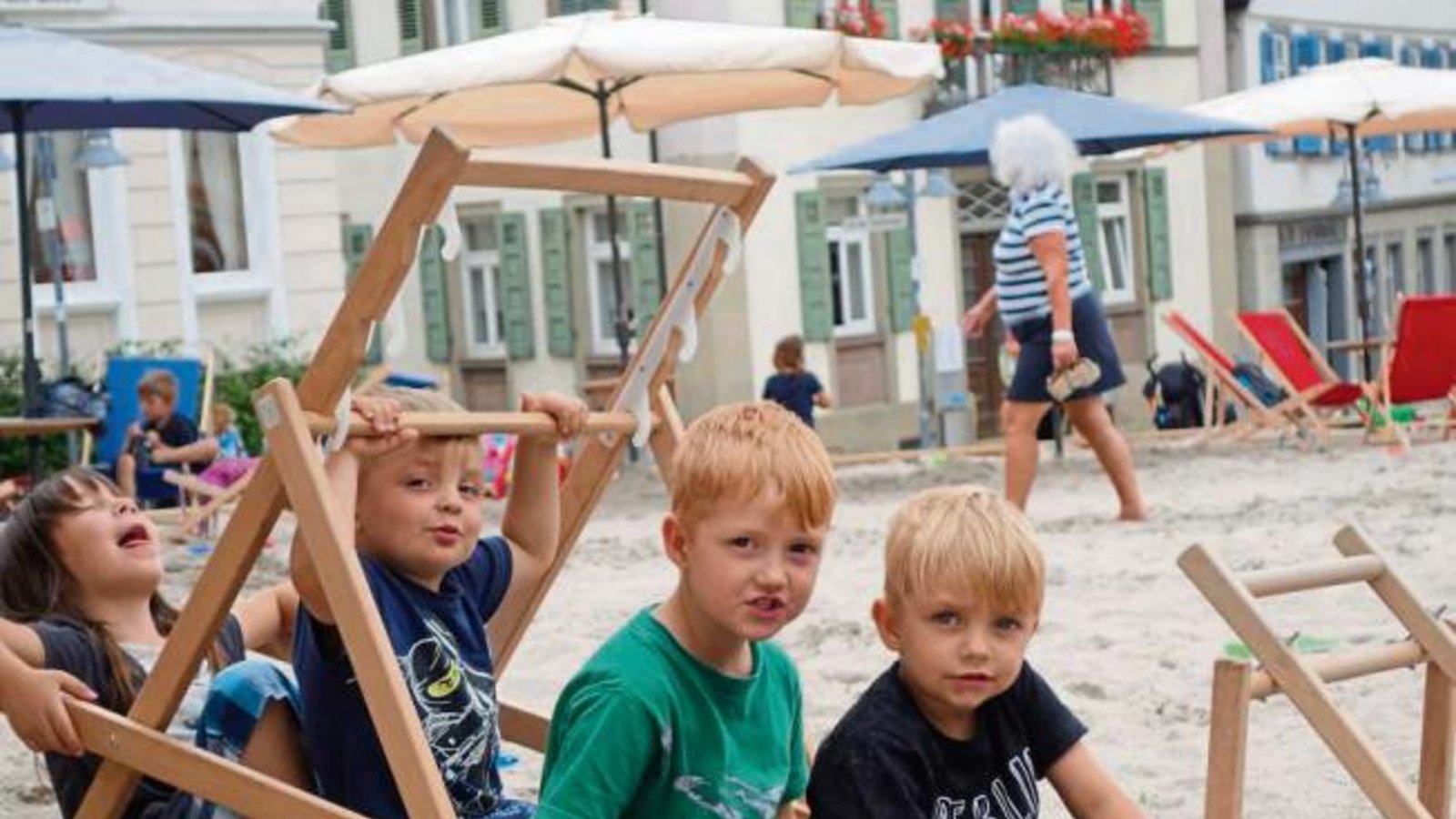 Achtung, Vorsicht bei der Abfahrt im Strandleben! Schuschuschu ...  Foto: Rücker