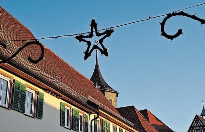 „So langsam kommt Weihnachtsstimmung in Gündelbach auf“, schreibt Rudi Thalhäuser zu seinem Foto.
