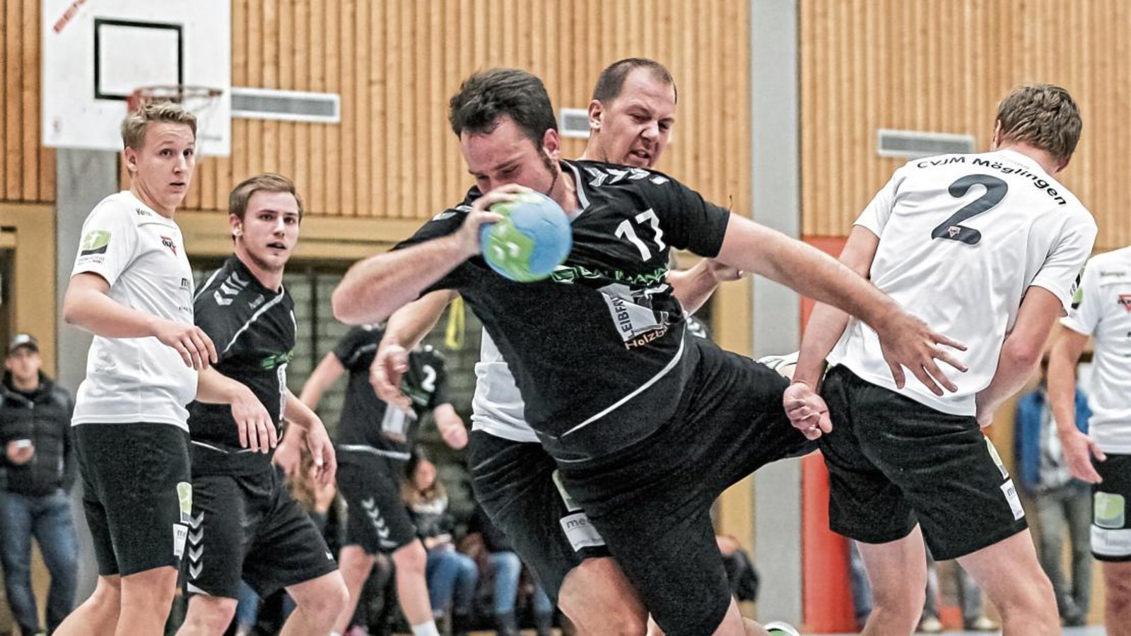Jan-David Riedmüller hat sich mit vier Treffern gegen Möglingen in die Torschützenliste eingetragen. Foto: Simecek Jan-David Riedmüller hat sich mit vier Treffern gegen Möglingen in die Torschützenliste eingetragen. Foto: Simecek