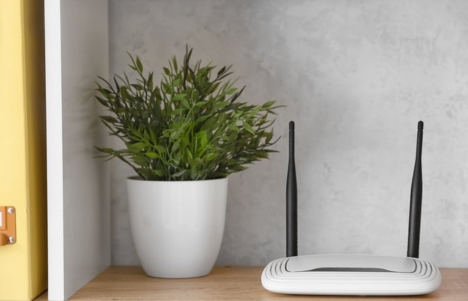 Kann ich wirklich Geld sparen, wenn ich meinen WLAN-Router nachts ausschalte?<span class='image-autor'>Foto: Pixel-Shot / shutterstock.com</span>