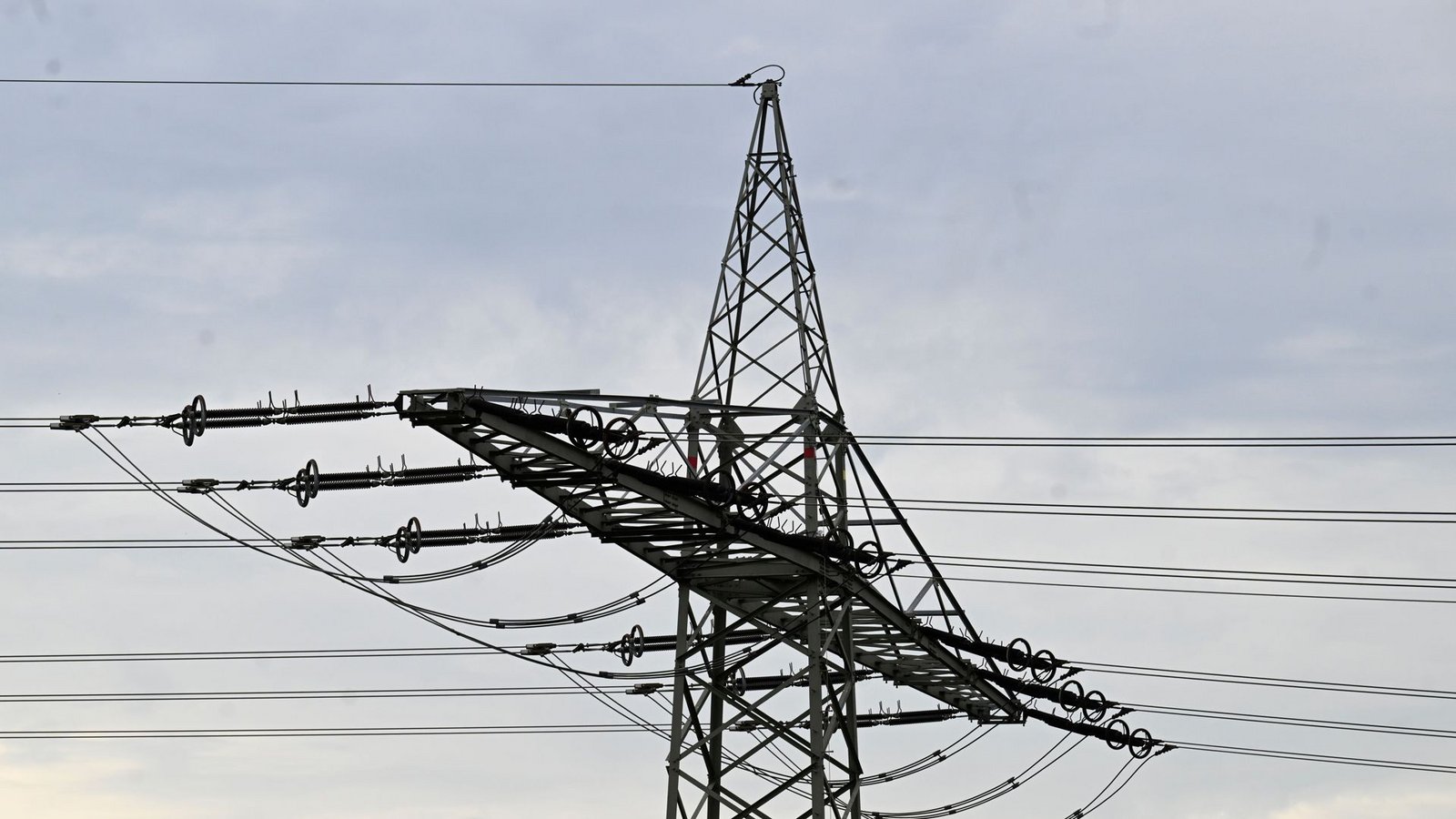 Teile des Stadtgebiets in Reutlingen und mehrere umliegende Gemeinden haben keinen Strom (Symbolbild).Foto: dpa/Roberto Pfeil Teile des Stadtgebiets in Reutlingen und mehrere umliegende Gemeinden haben keinen Strom (Symbolbild).Foto: dpa/Roberto Pfeil