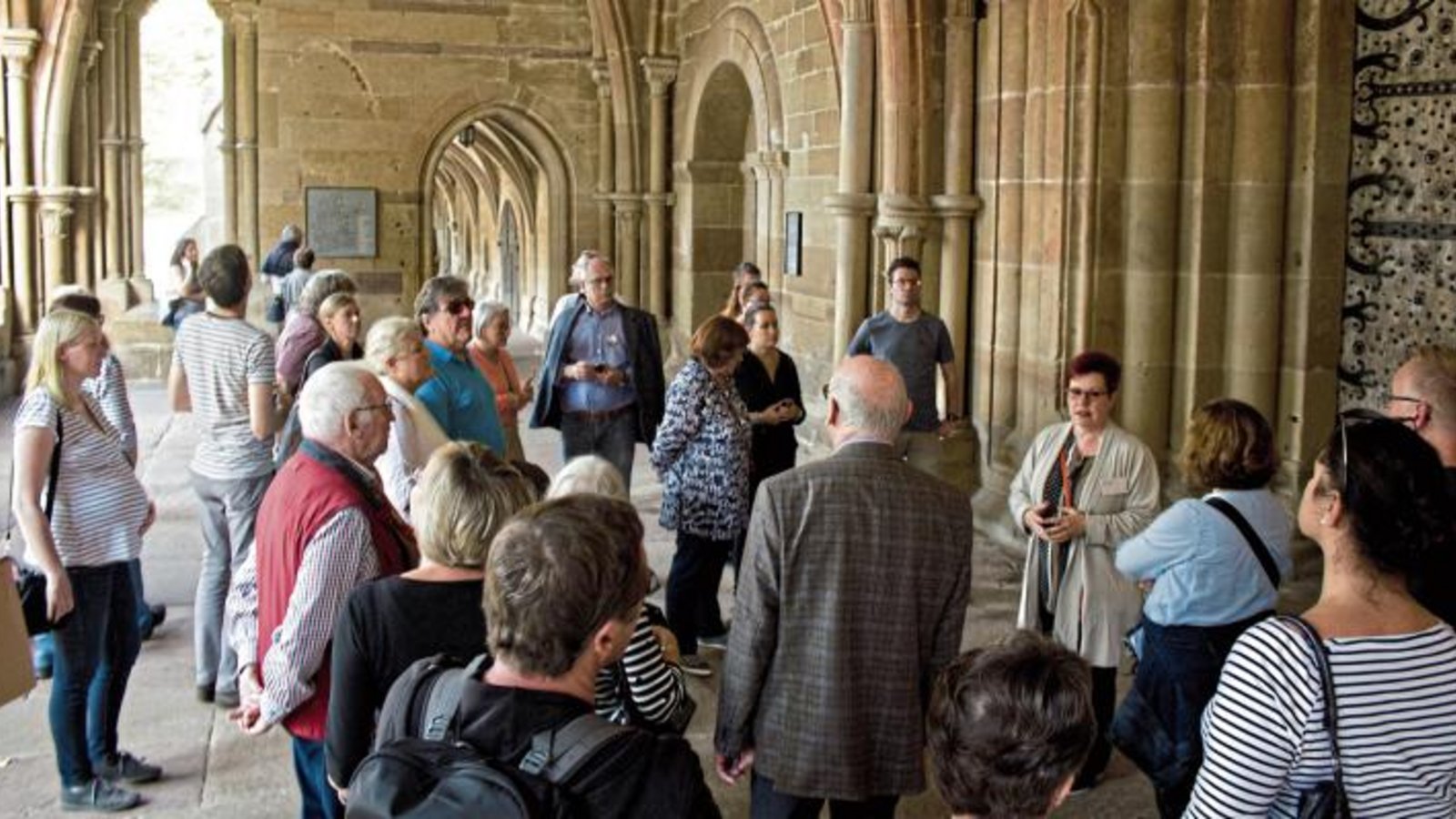 Auf großes Interesse stoßen die Führungen durchs Kloster Maulbronn. Foto: Friedrich Auf großes Interesse stoßen die Führungen durchs Kloster Maulbronn. Foto: Friedrich