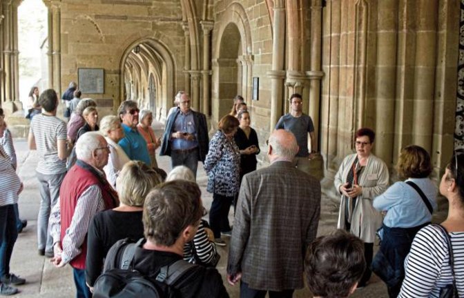 Auf großes Interesse stoßen die Führungen durchs Kloster Maulbronn.  Foto: Friedrich