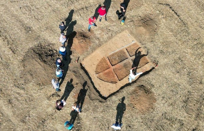 Die Grabungen liefern neue Erkenntnisse über römische Truppenvorstöße im frühen 3. Jahrhundert.<span class='image-autor'>© Matthias Bein/dpa</span>