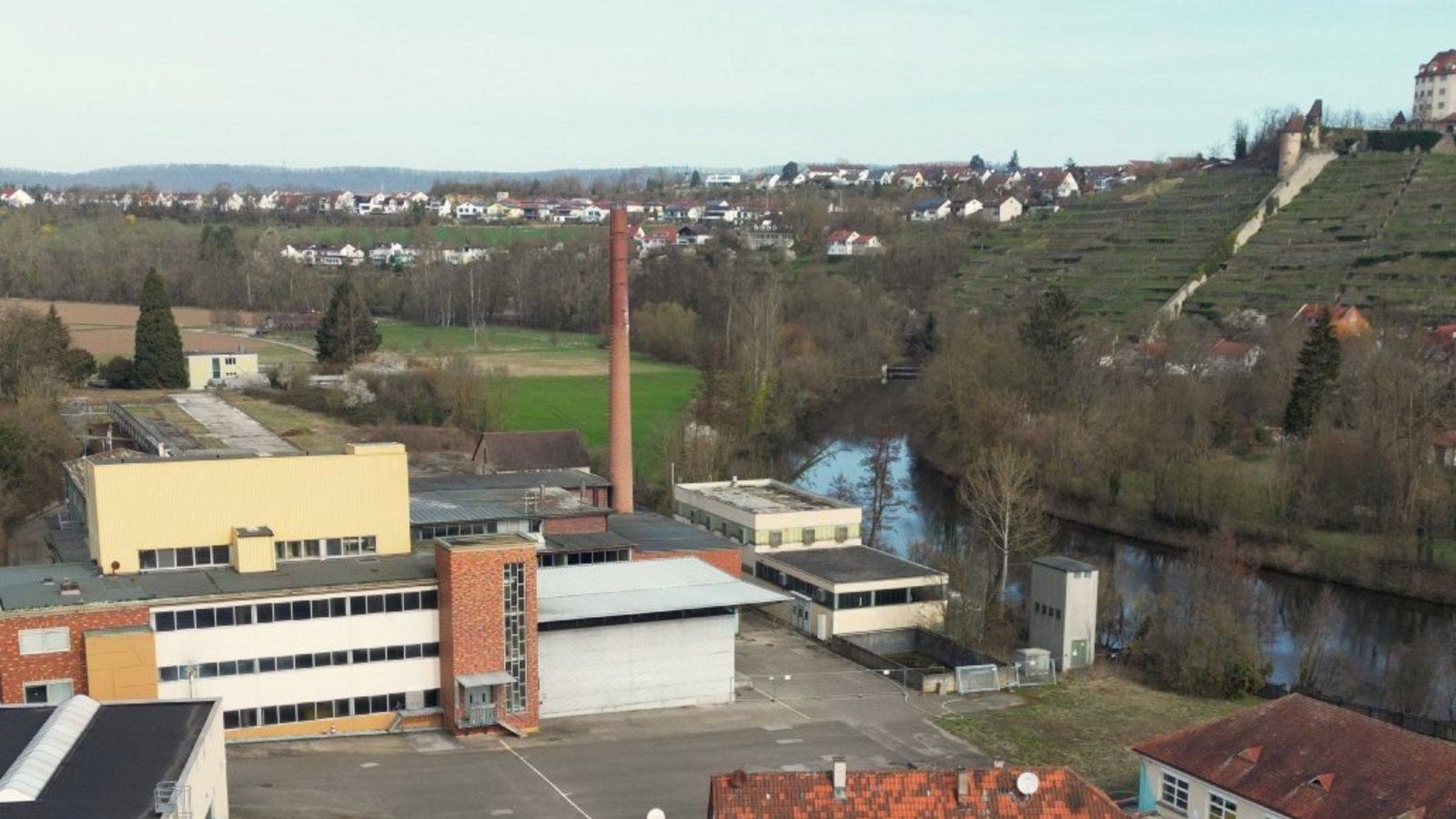 Wie soll das Häcker-Areal an der Enz in Vaihingen entwickelt werden? Archivfoto: Küppers/VKZ