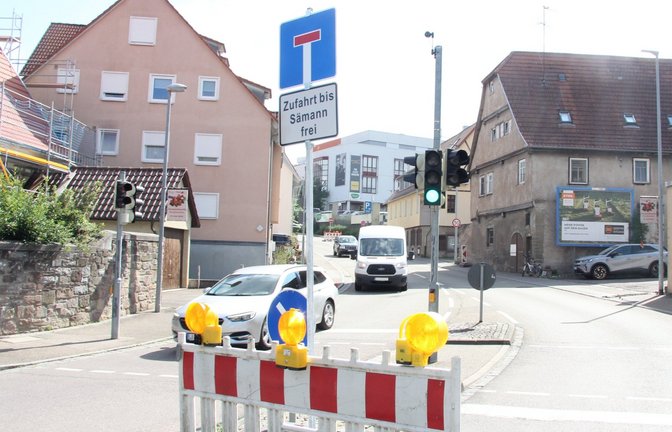 Bis zum Kaufhaus Sämann ist die Gerberstraße weiter befahrbar.