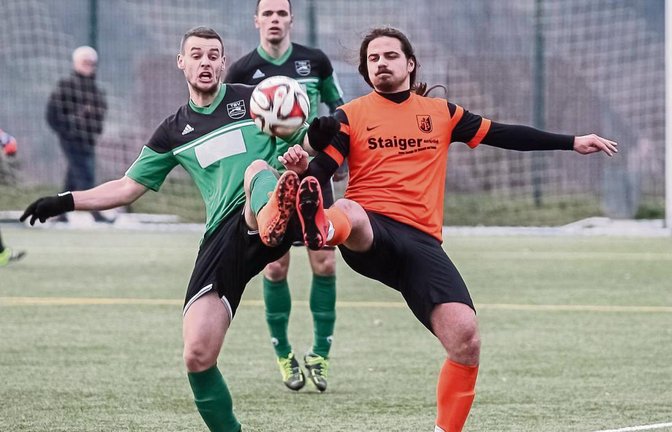 Der TSV Kleinglattbach (links Daniel Linder) will gegen Unterriexingen an die guten Leistungen der vergangenen Spiele anknüpfen. Foto: Simecek