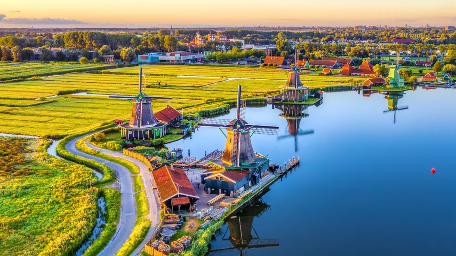 Lohnt sich ein Trip in die Niederlande an Karfreitag?Foto: Boris Stroujko / shutterstock.com Lohnt sich ein Trip in die Niederlande an Karfreitag?Foto: Boris Stroujko / shutterstock.com