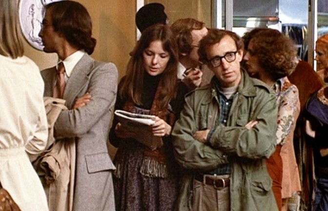 Filmszene aus Woody Allens „Stadtneurotiker“ („Annie Hall“) von 1977: Mansplaning über Marshall McLuhan.<span class='image-autor'>Foto: Screenshot StZ</span>