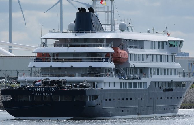 Das Kreuzfahrtschiff wurde desinfiziert. (Archivbild)<span class='image-autor'>Foto: Patrick Post/AP/dpa</span>