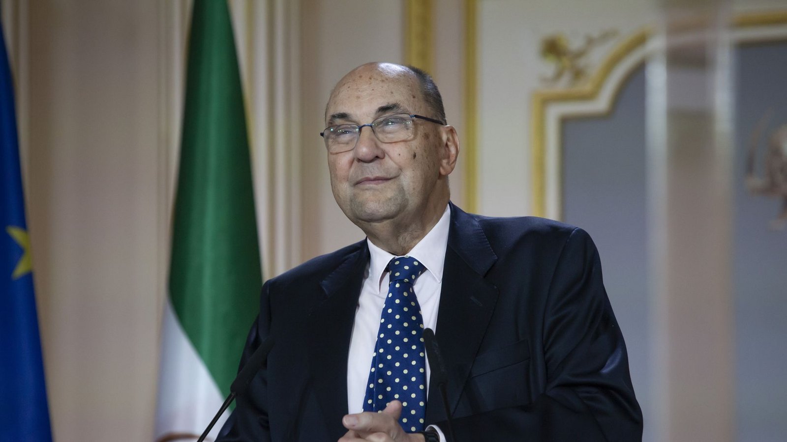 Alejo Vidal-Quadras ist seit Jahrzehnten ein lauter Kritiker des Mullah-Regimes. Die Spuren des Attentats sind in seinem Gesicht leicht zu sehen.Foto: oh/Siavosh Hosseini
