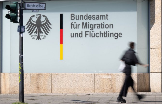 Die Berliner Außenstelle des Bundesamtes für Migration und Flüchtlinge Bamf<span class='image-autor'>Foto: dpa/Sebastian Gollnow</span>