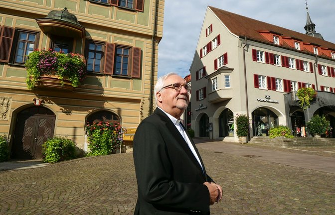Gebhard  Fürst in seinem Bietigheim<span class='image-autor'>Foto: Simon Granville</span>