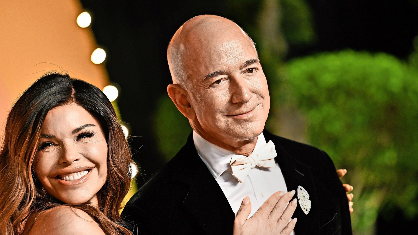 Wollen sich das Ja-Wort vor traumhafter Kulisse geben: Jeff Bezos und Lauren Sánchez.Foto: Invision/dpa/Evan Agostini Wollen sich das Ja-Wort vor traumhafter Kulisse geben: Jeff Bezos und Lauren Sánchez.Foto: Invision/dpa/Evan Agostini