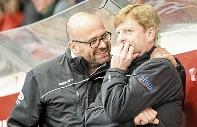 Feilen seit Jahren daran, dass die Bietigheim Steelers wieder erstklassiges Eishockey spielen: Geschäftsführer Volker Schoch (links) und Trainer Kevin Gaudet. Foto: Archiv/Simecek