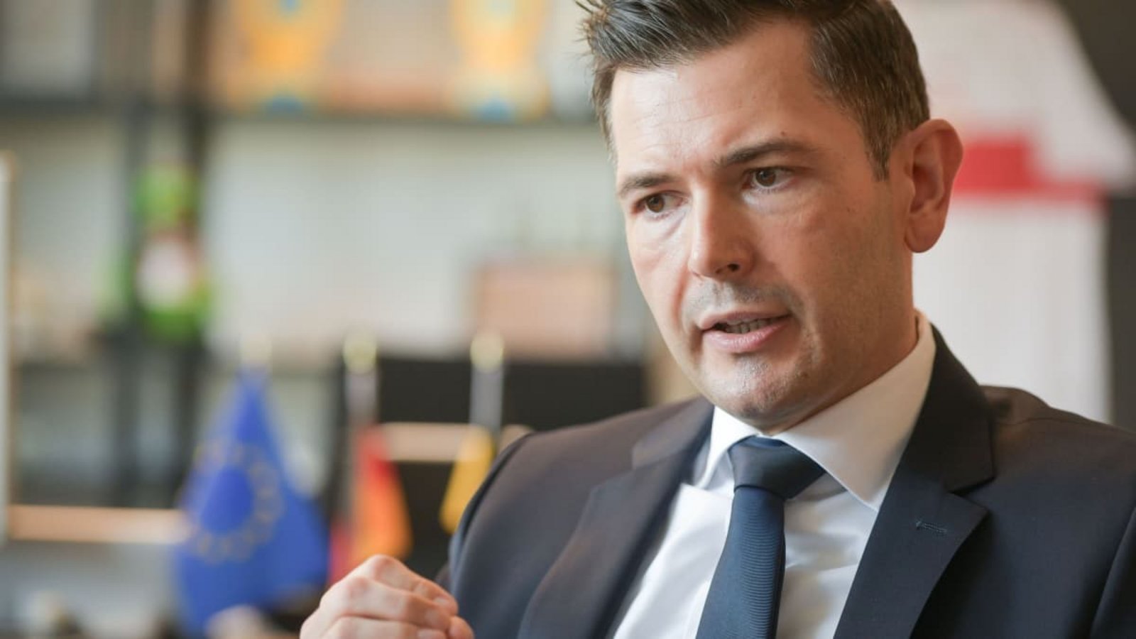 CDU-Landtagsfraktionschef Tobias Vogt steht hinter der Opernsanierung - aber nicht zu jedem Preis.Max Kovalenko CDU-Landtagsfraktionschef Tobias Vogt steht hinter der Opernsanierung - aber nicht zu jedem Preis.Max Kovalenko