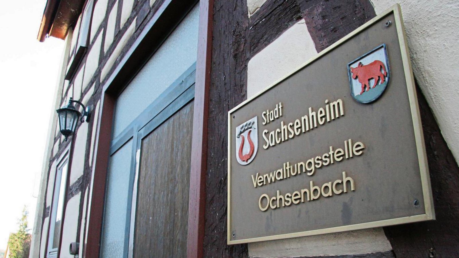 Der Ortschaftsrat Ochsenbach wünscht sich eine Außenrenovierung der Verwaltungstelle. Die Stadt Sachsenheim hat das für 2015 jedoch nicht eingeplant. Foto: Rostek Der Ortschaftsrat Ochsenbach wünscht sich eine Außenrenovierung der Verwaltungstelle. Die Stadt Sachsenheim hat das für 2015 jedoch nicht eingeplant. Foto: Rostek