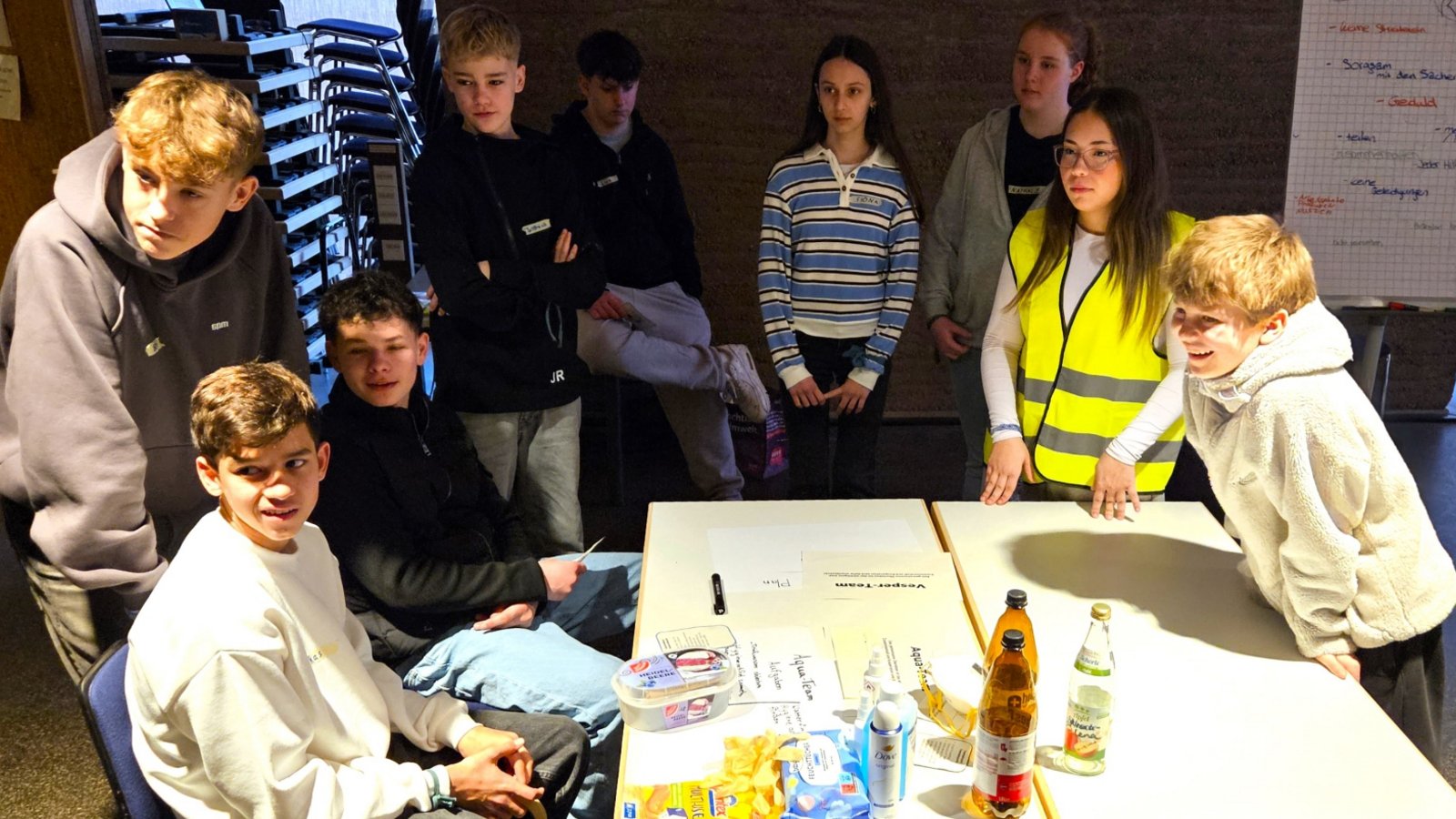 Schülerinnen und Schüler der Ottmar-Mergenthaler-Realschule lernen im neuen Planspiel der Energieagentur Ludwigsburg, mit Katastrophen umzugehen. Foto: LEA