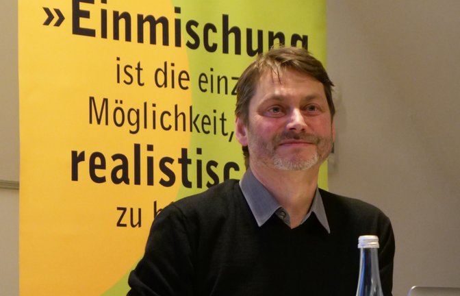 Journalist und Publizist Andreas Speit hat sich intensiv mit der rechtsextremen Szene in Deutschland beschäftigt. <span class='image-autor'>Foto: Friedrich</span>