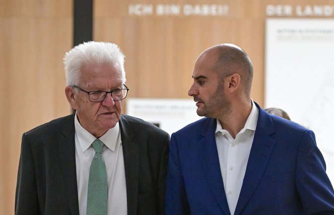 Mit den Ergebnissen der Grundsteuerreform kommt ein  heißes Eisen  aufs Tapet von Ministerpräsident Winfried Kretschmann (l.) und Finanzminister Danyal Bayaz.<span class='image-autor'>Foto: dpa/Bernd Weißbrod</span>