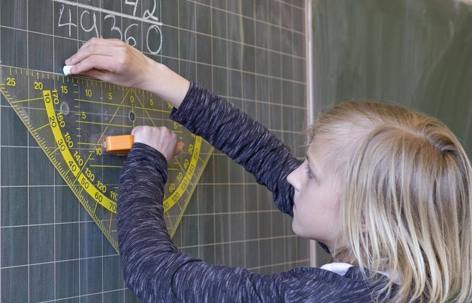 Kein Problem beim Rechnen mit großen Zahlen? In Mathematik galt das zuletzt nur für 20 Prozent der Fünftklässler?<span class='image-autor'>Foto: imago/imagebroker/Siegfried Kuttig</span>