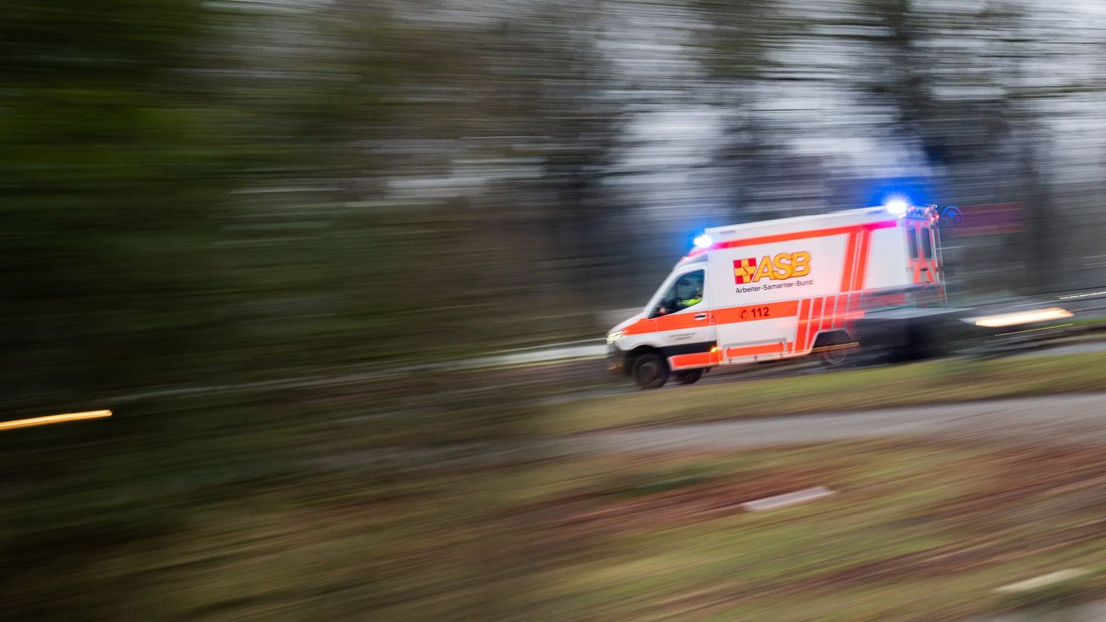 Für den 25-Jährigen kam jede Hilfe zu spät. (Symbolbild)Foto: Julian Stratenschulte/dpa