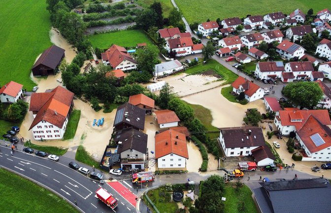 Auch hier dürften die Keller vieler Häuser vollgelaufen sein.<span class='image-autor'>Foto: dpa/Davor Knappmeyer</span>