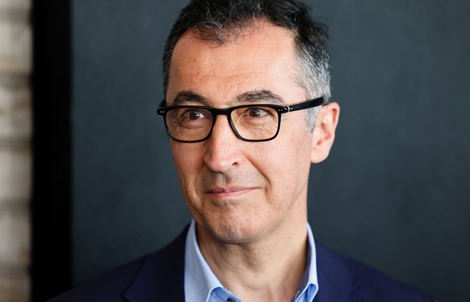 Cem Özdemir gilt schon lang als aussichtsreicher Kandidat für das Erbe Kretschmanns.<span class='image-autor'>Foto: dpa/Frank Molter</span>