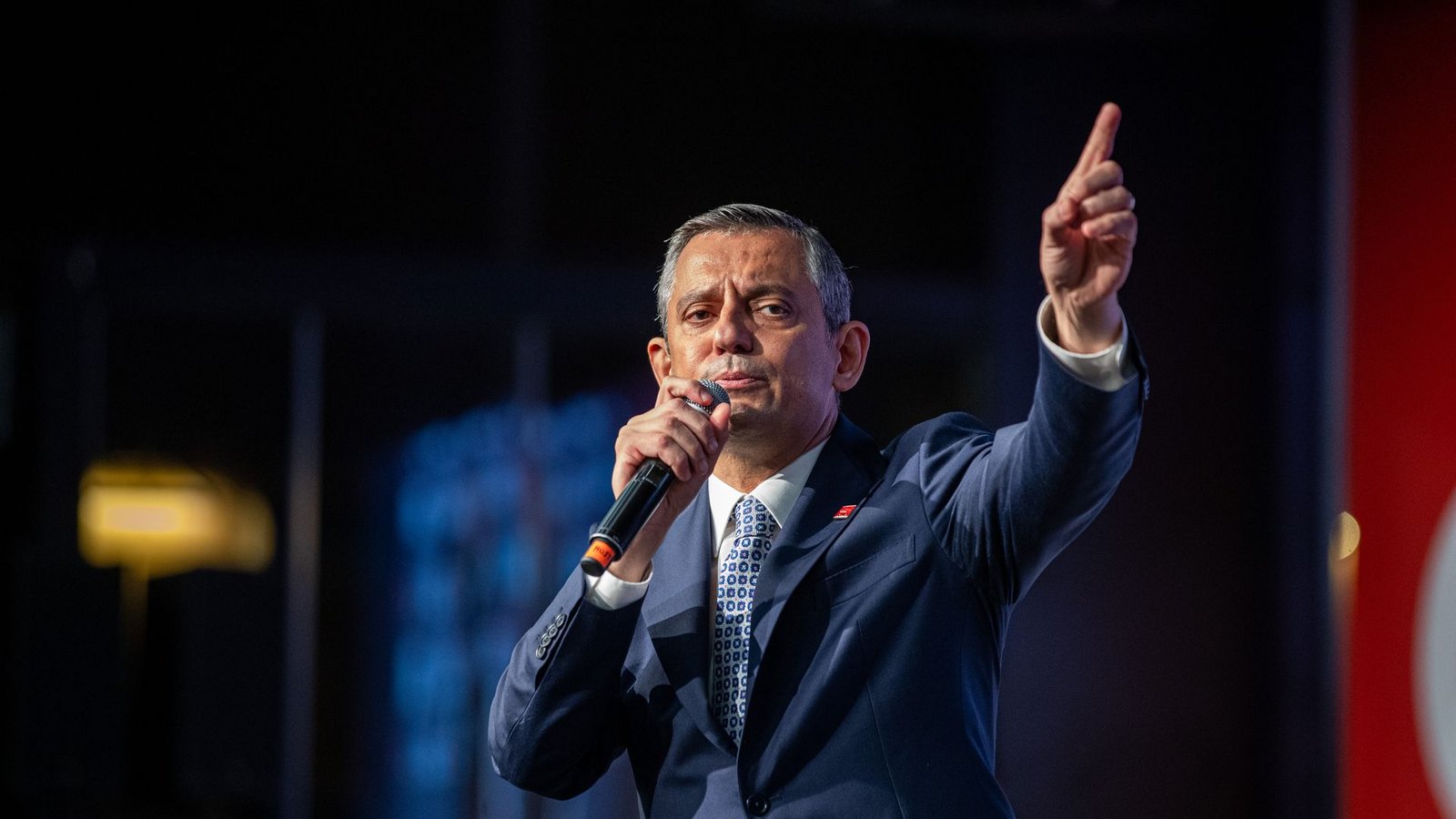 Ein türkisches Gericht hat die Absetzung von Özgür Özel als Oppositionspartei-Chef angeordnet. (Archivbild)Foto: Tunahan Turhan/SOPA Images via ZUMA Press Wire/dpa Ein türkisches Gericht hat die Absetzung von Özgür Özel als Oppositionspartei-Chef angeordnet. (Archivbild)Foto: Tunahan Turhan/SOPA Images via ZUMA Press Wire/dpa