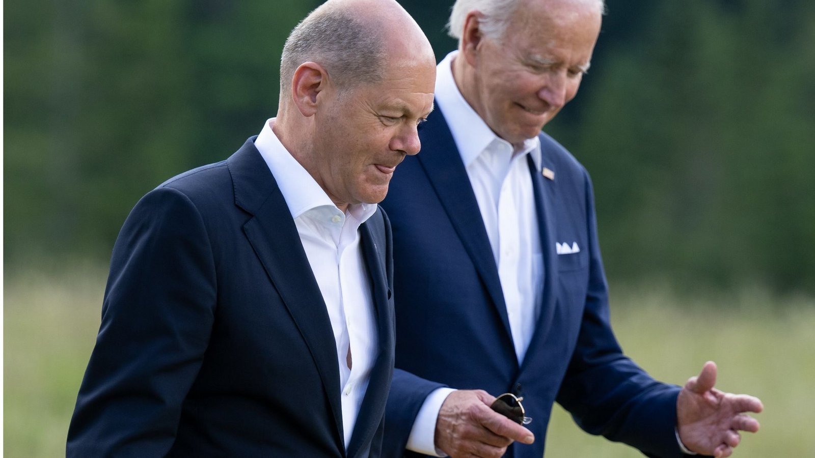 Arbeiten gut und geräuschlos zusammen: Bundeskanzler Olaf Scholz (l.) neben US-Präsident Joe Biden.Foto: dpa/Sven Hoppe Arbeiten gut und geräuschlos zusammen: Bundeskanzler Olaf Scholz (l.) neben US-Präsident Joe Biden.Foto: dpa/Sven Hoppe