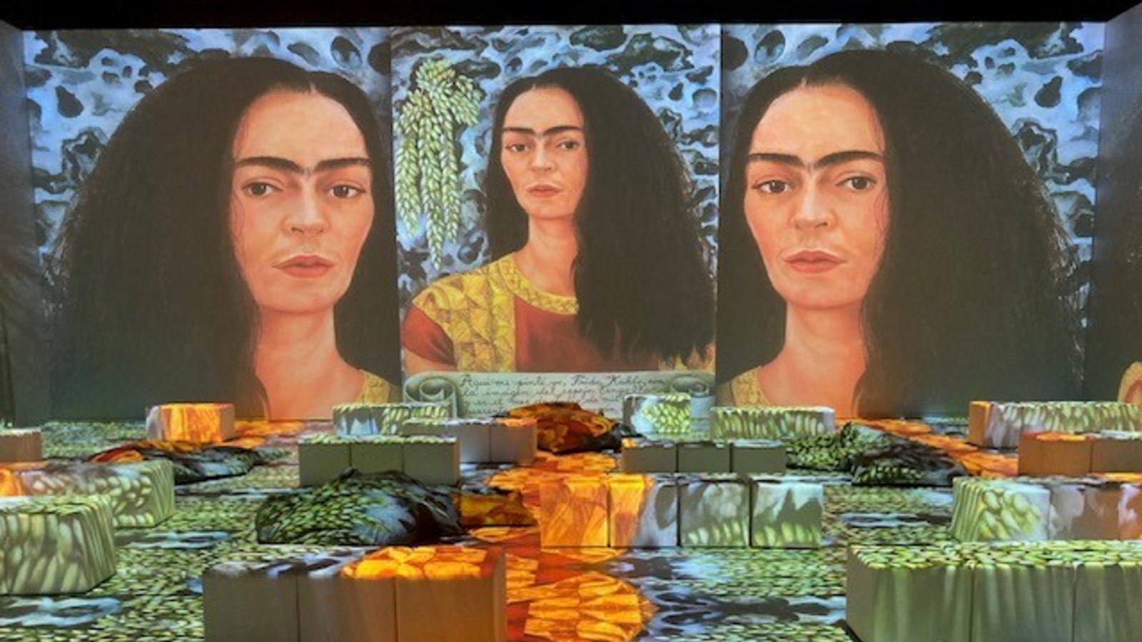 In der immersiven Ausstellung „Viva Frida Kahlo“ können die Besucher in die Werke Frida Kahlos eintauchen.Foto: Forstbauer In der immersiven Ausstellung „Viva Frida Kahlo“ können die Besucher in die Werke Frida Kahlos eintauchen.Foto: Forstbauer