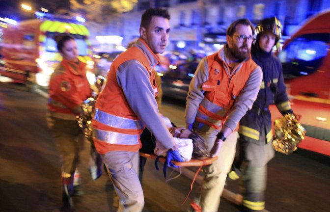 Beim Attentat 2015 im Pariser Bataclan kamen 131 Menschen ums Leben.<span class='image-autor'>Foto: AP/Thibault Camus</span>