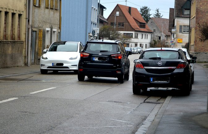 Gescheitert: In der Vaihinger Straße wird es vorerst keinen Radverkehrsstreifen geben.  <span class='image-autor'>Foto: Stahlfeld</span>