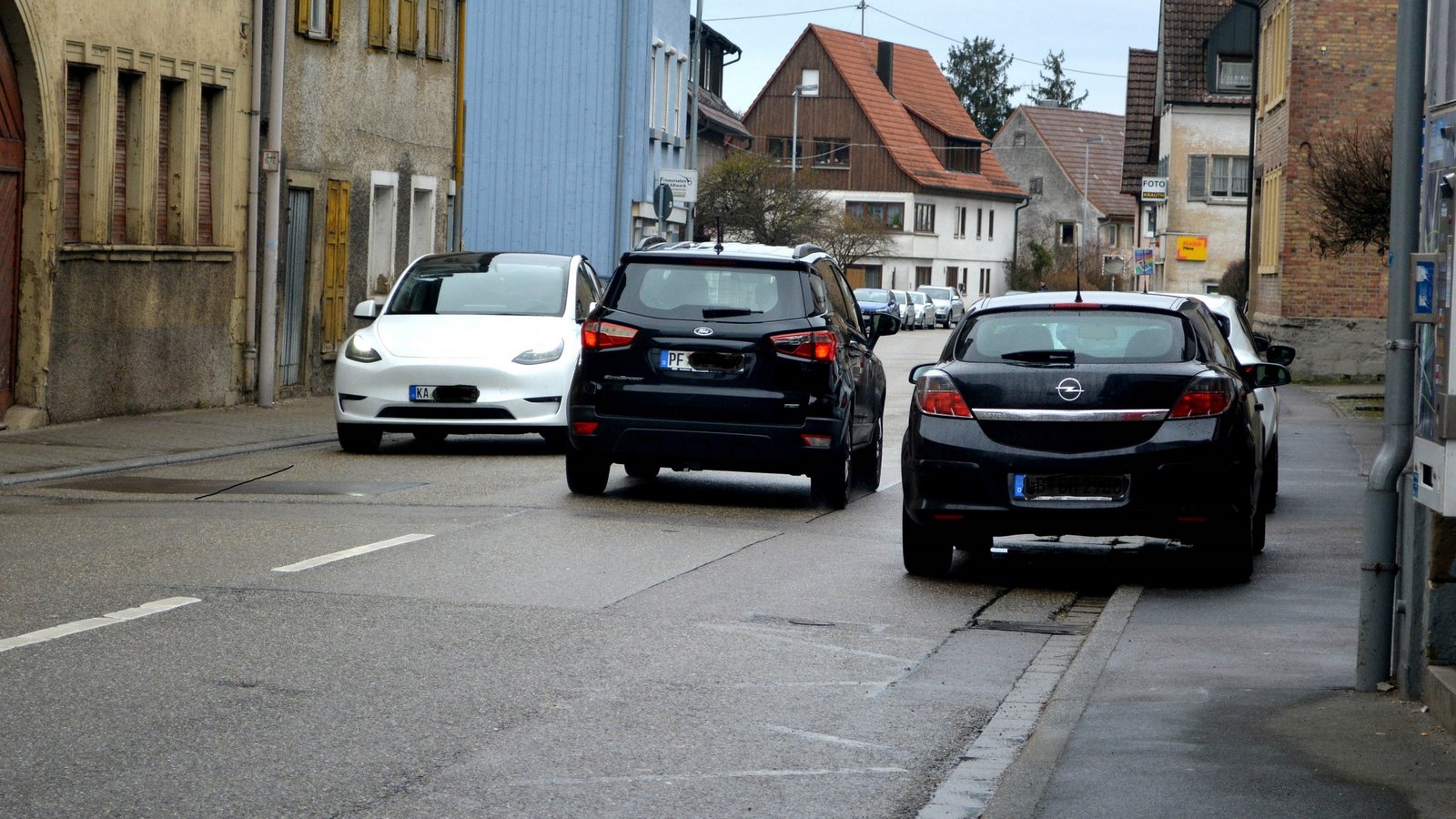 Gescheitert: In der Vaihinger Straße wird es vorerst keinen Radverkehrsstreifen geben.  Foto: Stahlfeld