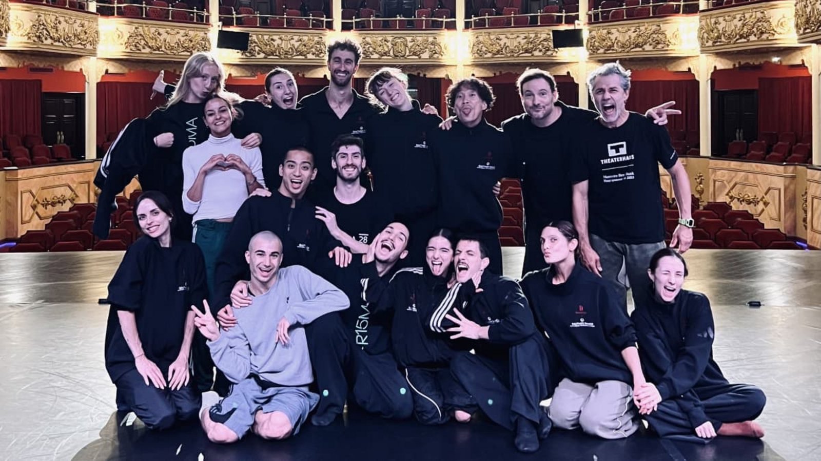 Bei Gauthier Dance herrscht große Freude über zwei Auftritte im Nationaltheater von Panama.Eric Gauthier Bei Gauthier Dance herrscht große Freude über zwei Auftritte im Nationaltheater von Panama.Eric Gauthier