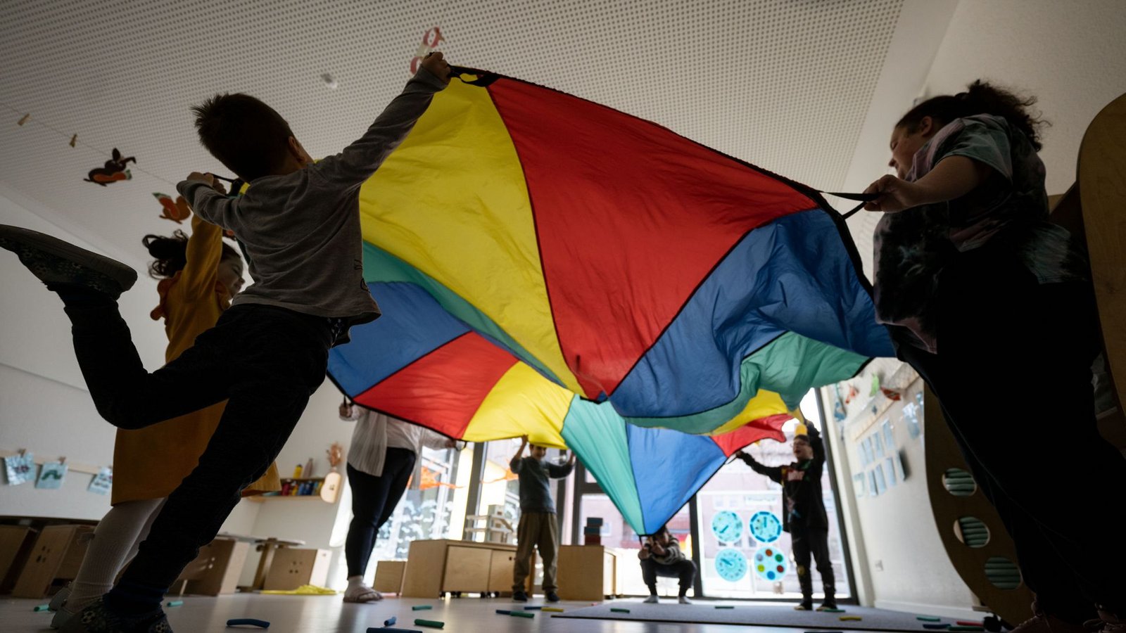 Wie lernen Kinder, was sie für die Schule brauchen? Darüber ist eine Diskussion entbrannt.Foto: picture alliance/dpa/Marijan Murat Wie lernen Kinder, was sie für die Schule brauchen? Darüber ist eine Diskussion entbrannt.Foto: picture alliance/dpa/Marijan Murat