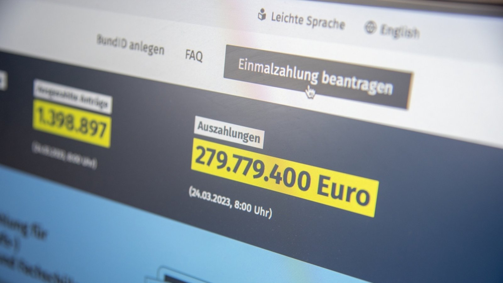 Noch bis zum 30. September kann man die Einmalzahlung beantragen.Foto: Luca Pape / shutterstock.com