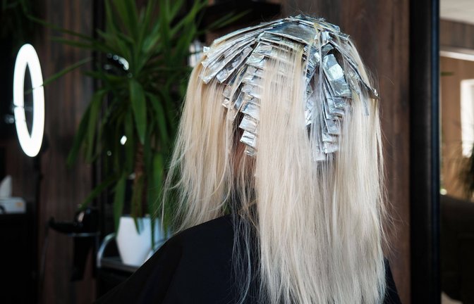 Angst vorm Friseur? Bei „Germany’s Next Topmodel“ wird gern die Schere angesetzt (Symbolbild).<span class='image-autor'>Foto: IMAGO/imagebroker/IMAGO/imageBROKER/Nikita Kobrin</span>