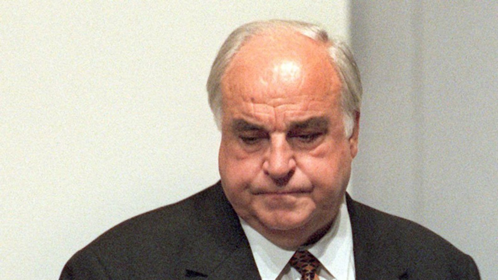 Oft auf Augenhöhe, oft aber auch im Schatten des Bundeskanzlers: Wolfgang Schäuble hatte kein ungestörtes Verhältnis zu Helmut Kohl. Dieses Bild entstand bereits vor 25 Jahren.Foto: dpa/Michael Jung Oft auf Augenhöhe, oft aber auch im Schatten des Bundeskanzlers: Wolfgang Schäuble hatte kein ungestörtes Verhältnis zu Helmut Kohl. Dieses Bild entstand bereits vor 25 Jahren.Foto: dpa/Michael Jung