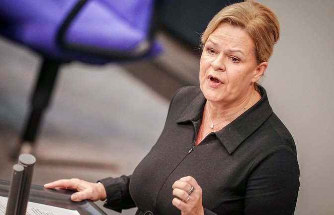 Nancy Faeser (SPD), Bundesministerin für Inneres und Heimat, hat den Abschluss von Migrationsabkommen mit sechs weiteren Ländern angekündigt.<span class='image-autor'>Foto: dpa/Kay Nietfeld</span>