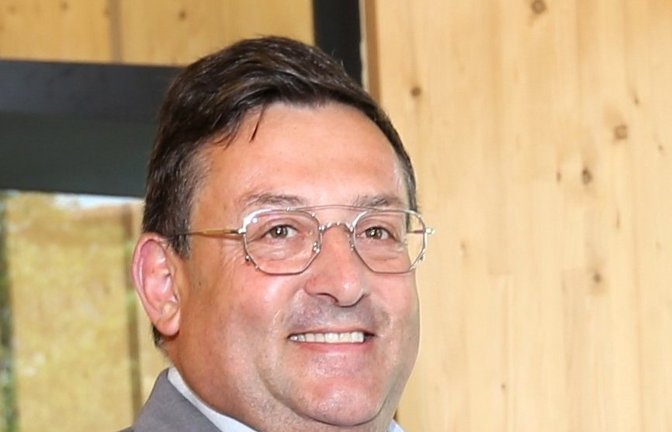Bürgermeister Klaus Reitze tritt für keine weitere Amtszeit in Vaihingen an. Foto: Archiv/Küppers