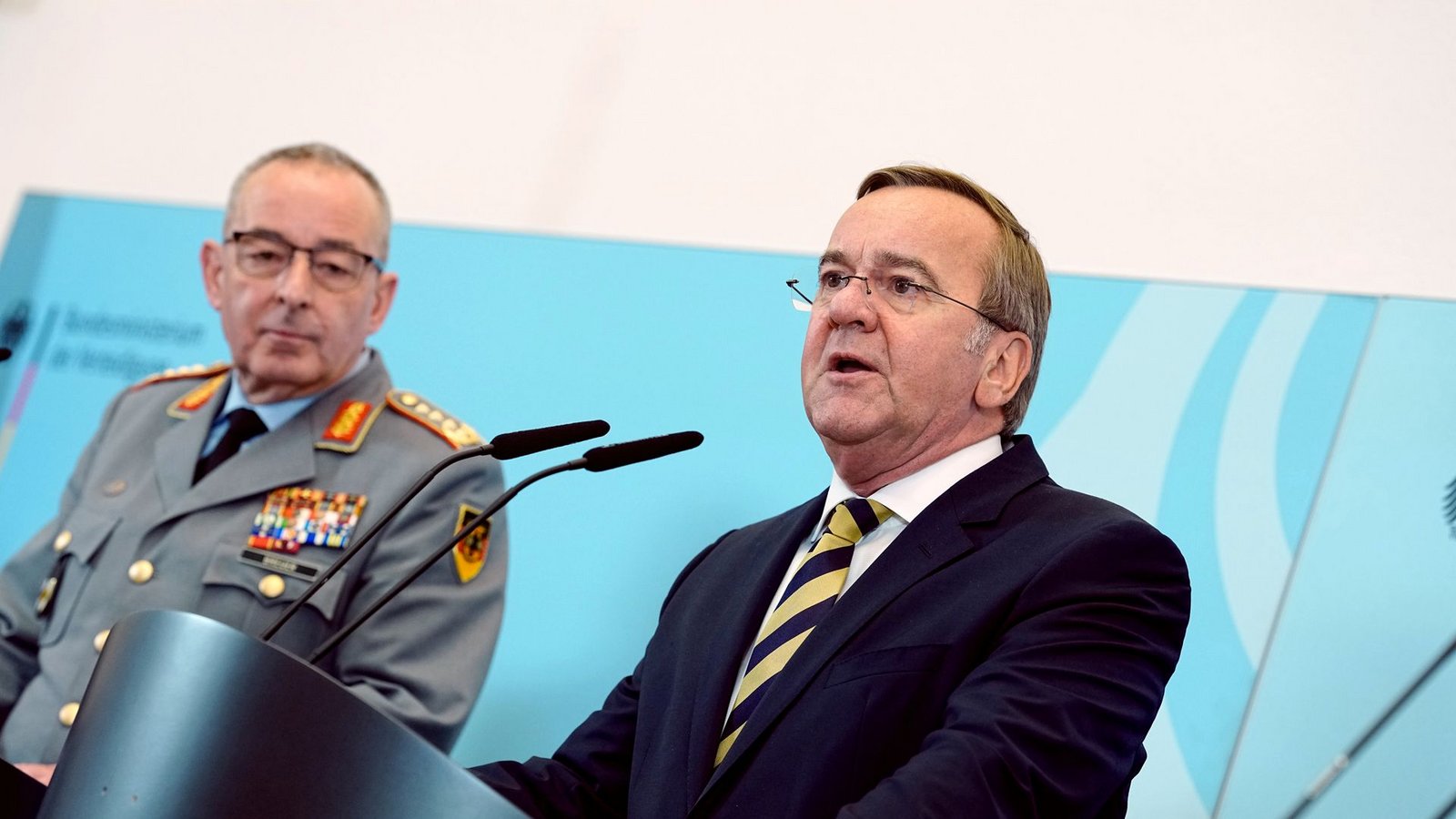 Verteidigungsminister stellt deutsche Militärstrategie vorFoto: Kay Nietfeld/dpa