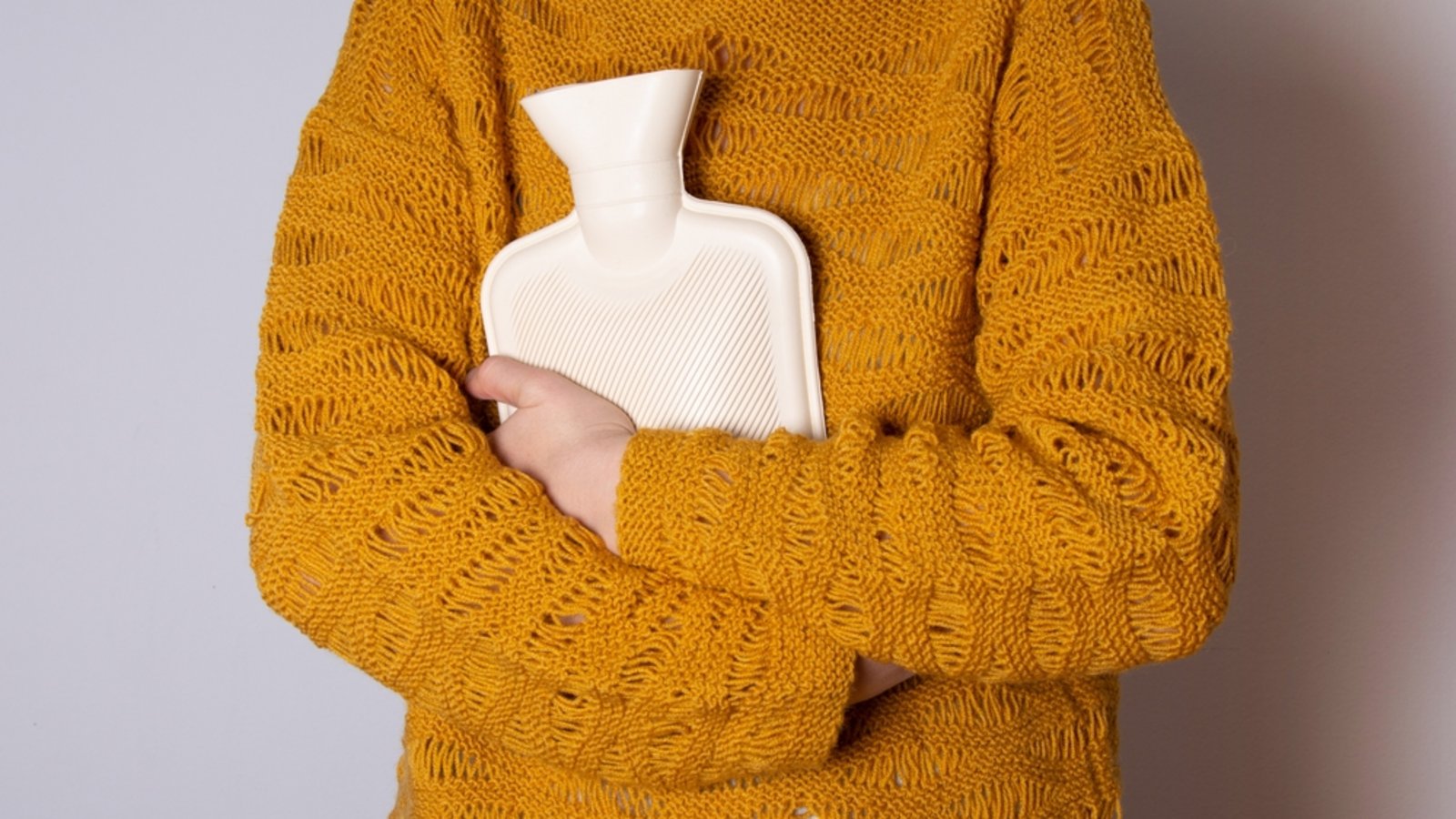 So säubern Sie Ihre Wärmflasche.Foto: Jovana Dzo / shutterstock.com So säubern Sie Ihre Wärmflasche.Foto: Jovana Dzo / shutterstock.com