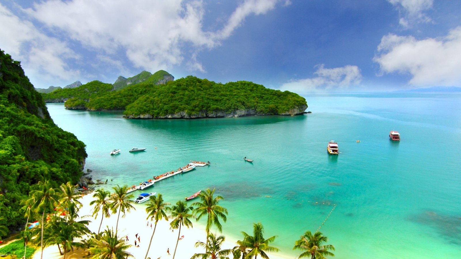 Die Teilnehmer der dritten Staffel von "Are You The One - Realitystars in Love" dürfen sich auf eine traumhafte Kulisse auf Koh Samui, Thailand freuen.Foto: toiletroom / shutterstock.com