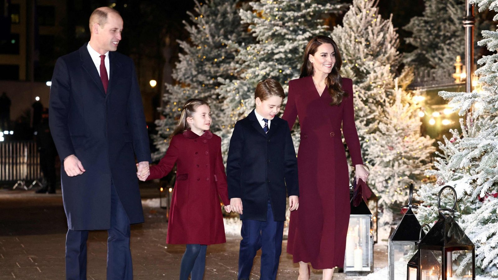 Im vergangenen Jahr besuchten Charlotte und George zusammen mit ihren Eltern das Weihnachtskonzert in der Westminster Abbey, das Prinzessin Kate organisiert hatte.Foto: AFP/HENRY NICHOLLS